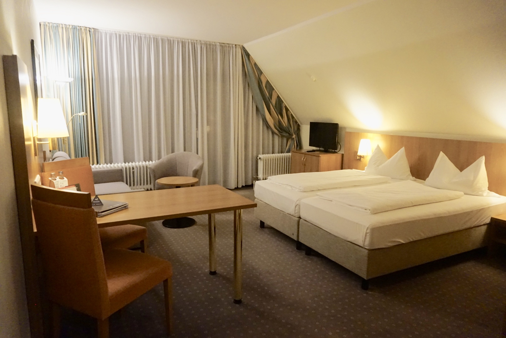 H+ Hotel nach Willingen , Willingen