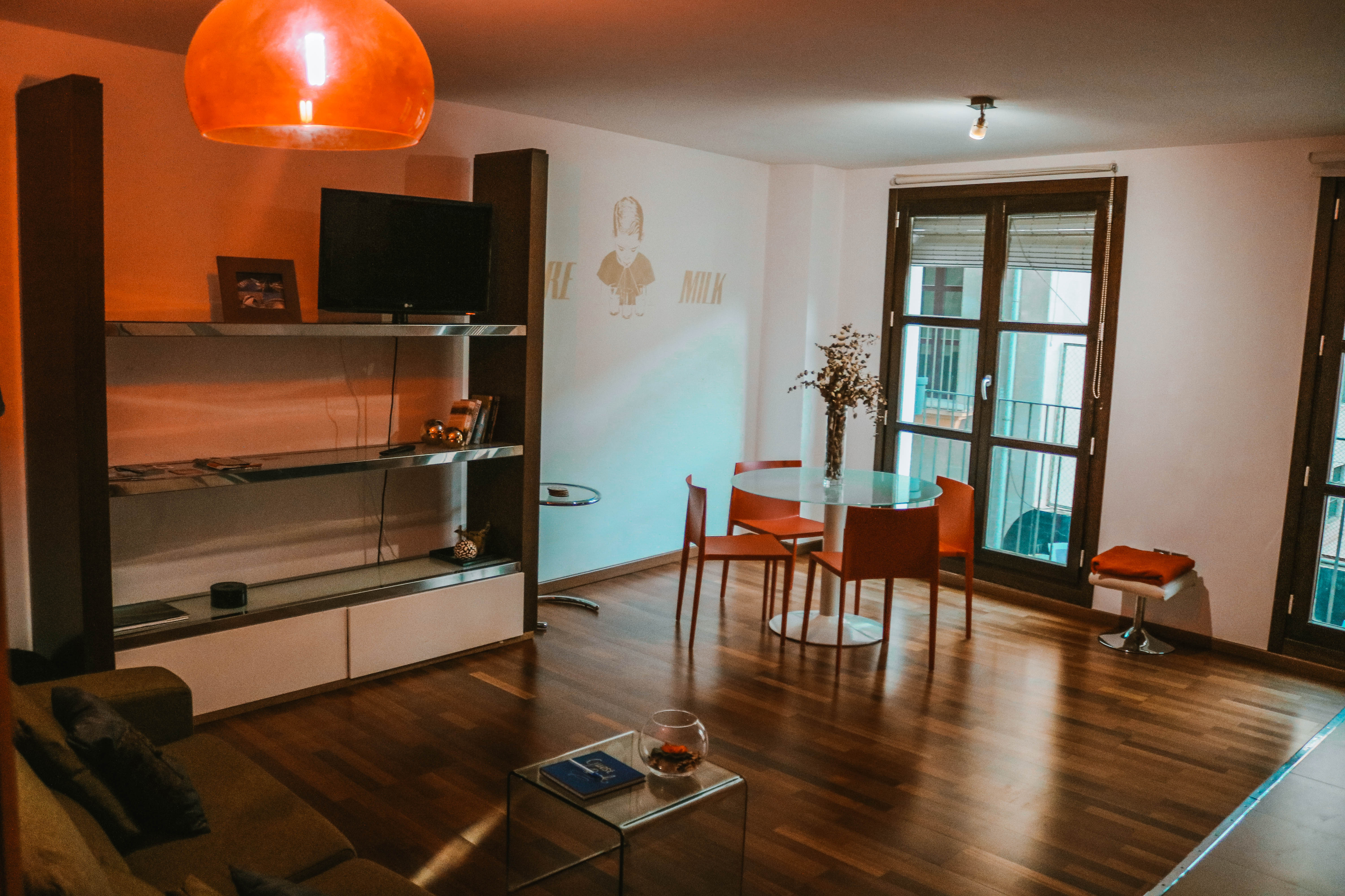 Valencia, Fasten Ur Seatbelts, Spain