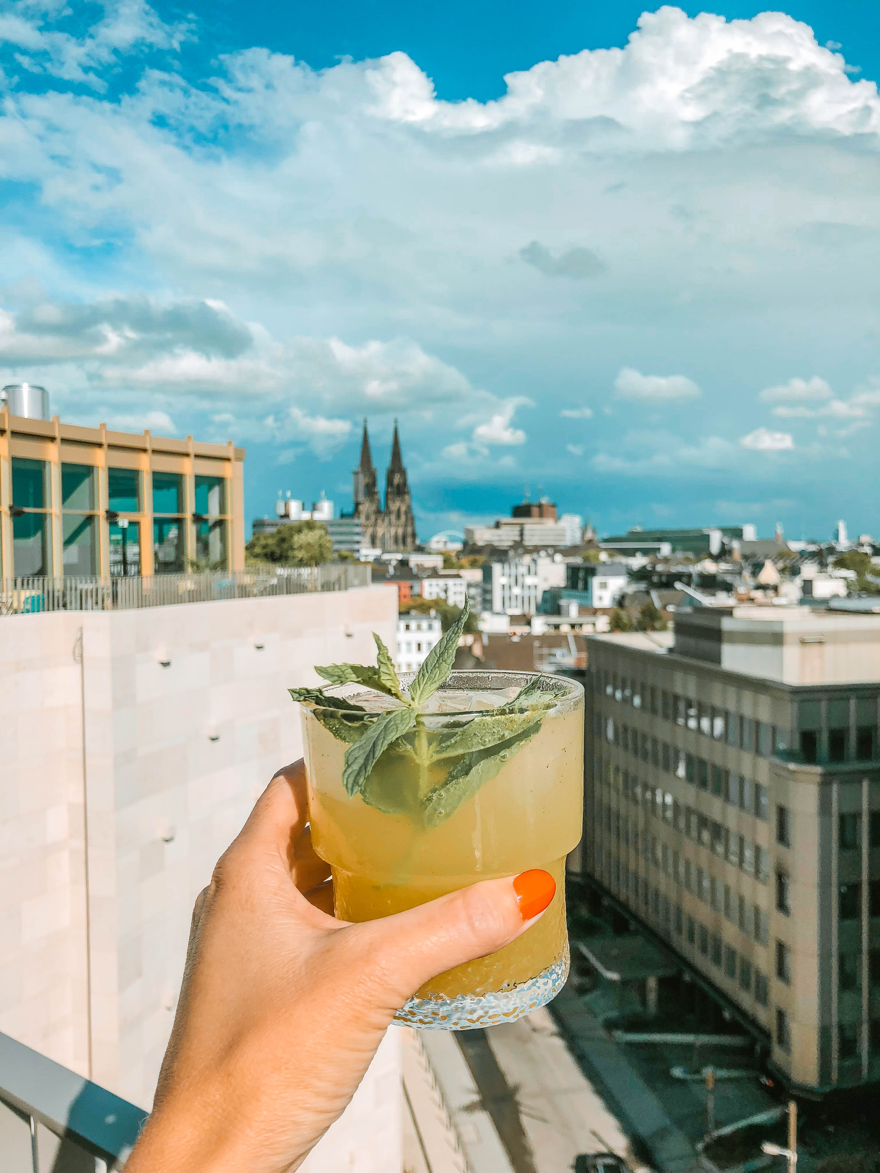 25hours, 25hours the circle, Fasten Ur Seatbelts Cologne, Monkey Bar, Neni Restaurant