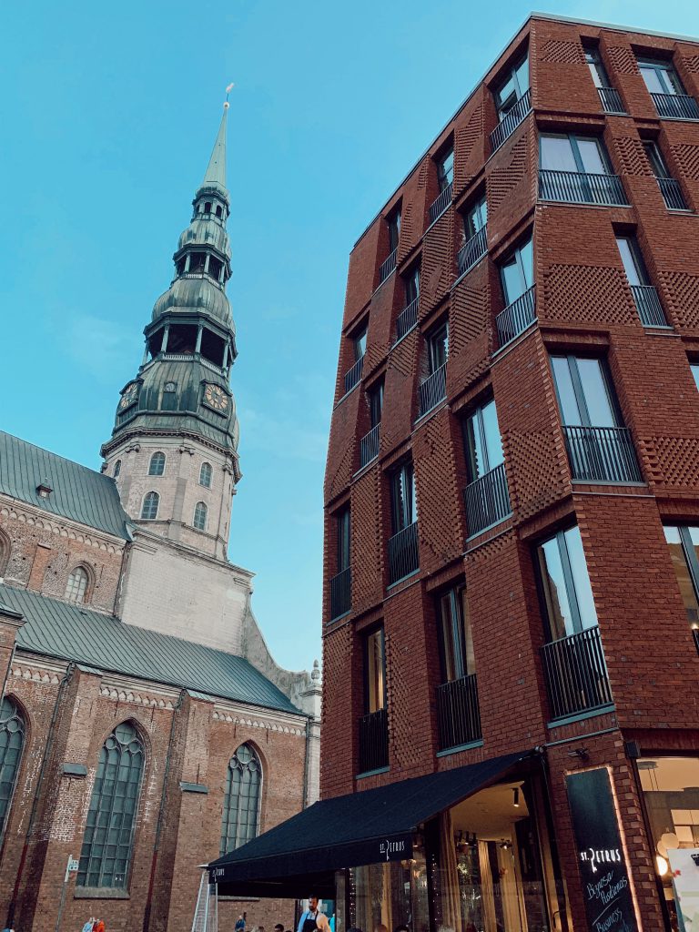 Riga City Guide, Fasten Ur Seatbelts